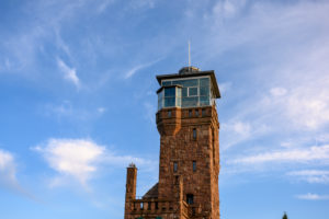 Deutschland, Baden-Württemberg, Schwarzwald, der Hornisgrindeturm auf der Hornisgrinde, höchster Berg im Nordschwarzwald (1163 m). Deutschland, Baden-Württemberg, Schwarzwald, der Hornisgrindeturm auf der Hornisgrinde, höchster Berg im Nordschwarzwald (1163 m).
